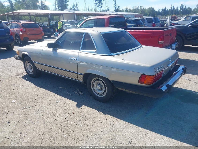 1985 MERCEDES-BENZ 380 auction photo 3
