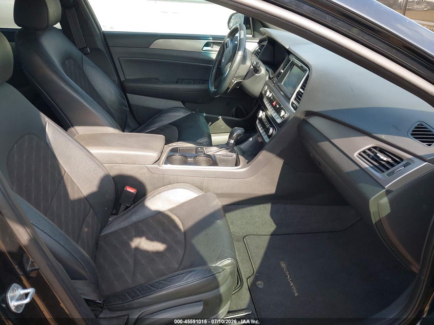 2018 HYUNDAI SONATA auction photo 5