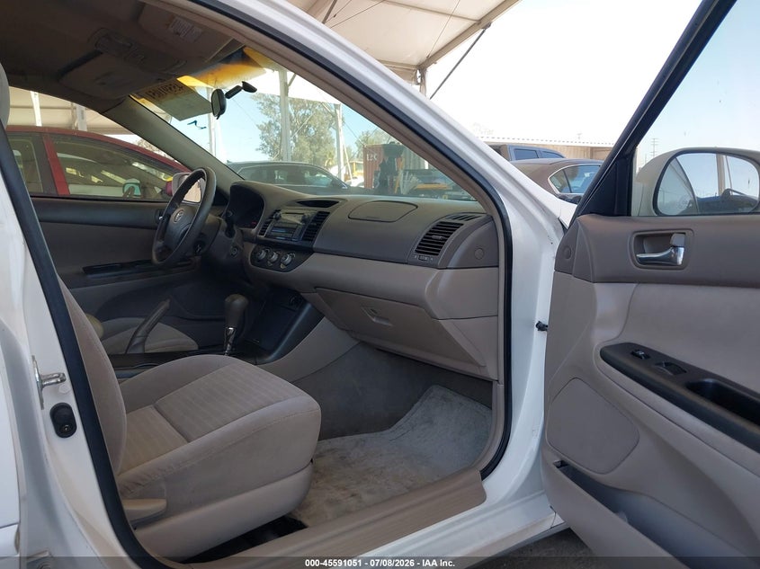 2005 TOYOTA CAMRY auction photo 5