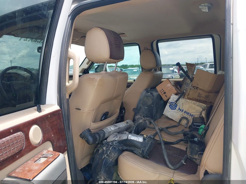 2015 FORD F-350 auction photo 6