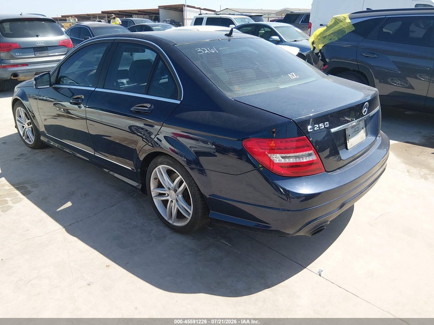 2013 MERCEDES-BENZ C 250 auction photo 3