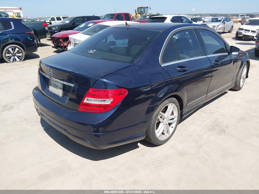 2013 MERCEDES-BENZ C 250 auction photo 4