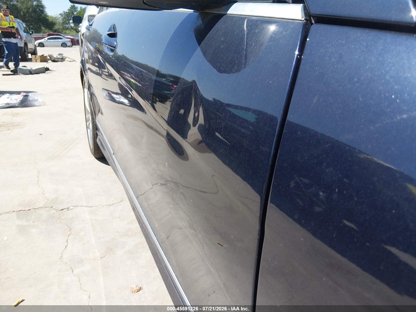 2013 MERCEDES-BENZ C 250 auction photo 6