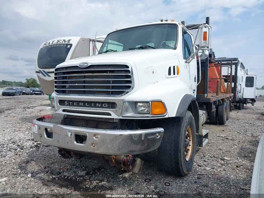 2006 STERLING TRUCK L auction photo 2