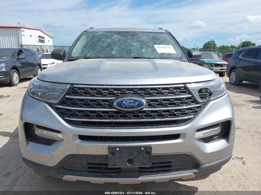 2022 FORD EXPLORER XLT · Фото 12
