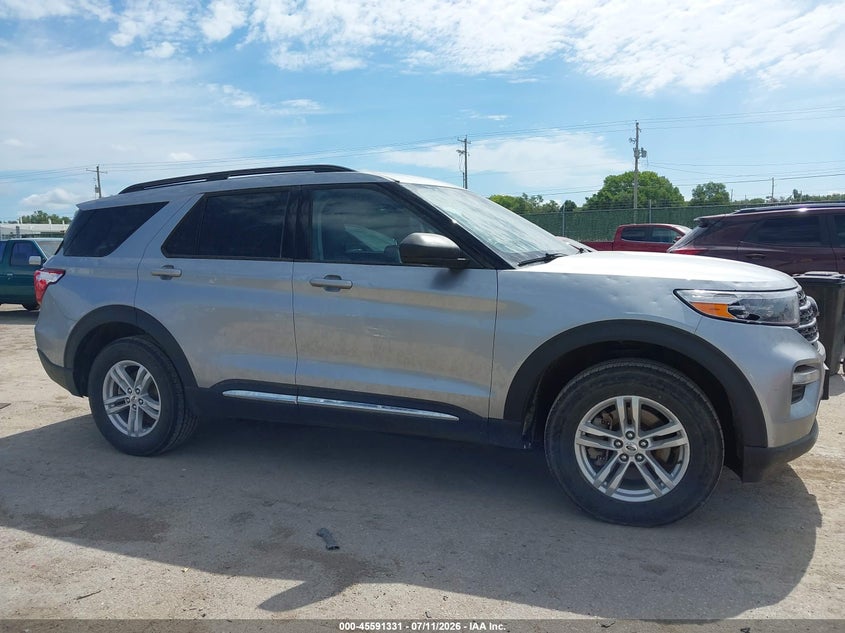 2022 FORD EXPLORER XLT · Фото 13