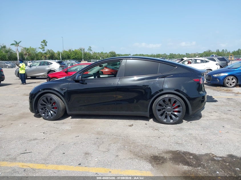2024 Tesla Model Y Performance Dual Motor All-Wheel Drive VIN: 7SAYGDEF2RA296673 Lot: 45591436