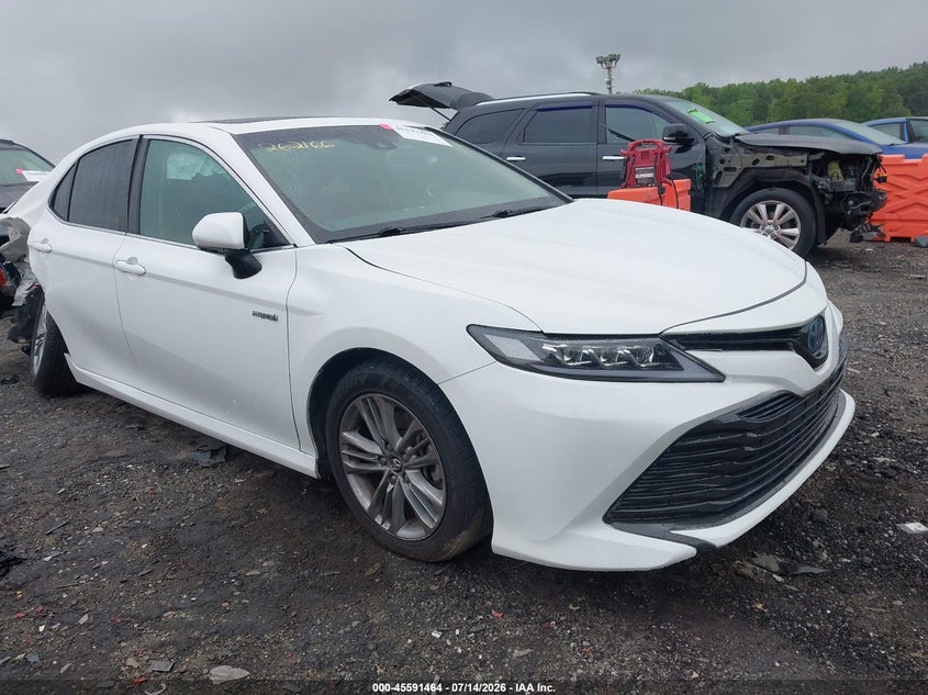 2018 TOYOTA CAMRY HYBRID auction photo 1