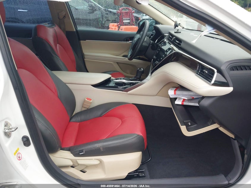2018 TOYOTA CAMRY HYBRID auction photo 5