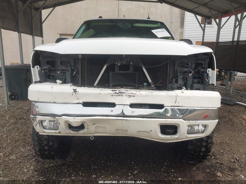 2005 CHEVROLET SILVERADO PICKUP 6.0L V-8 300HP