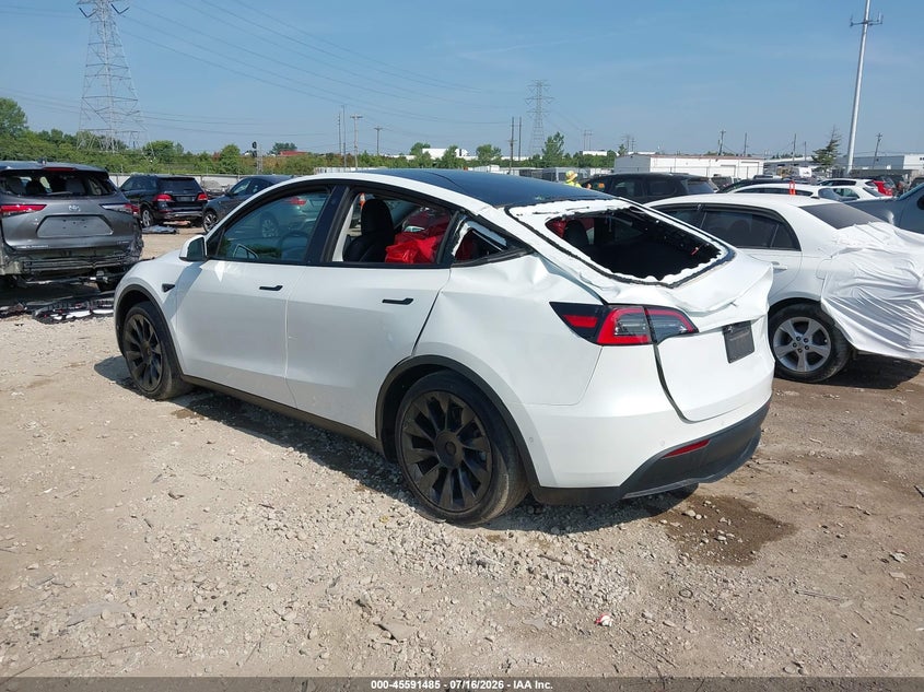 2021 TESLA MODEL Y auction photo 3