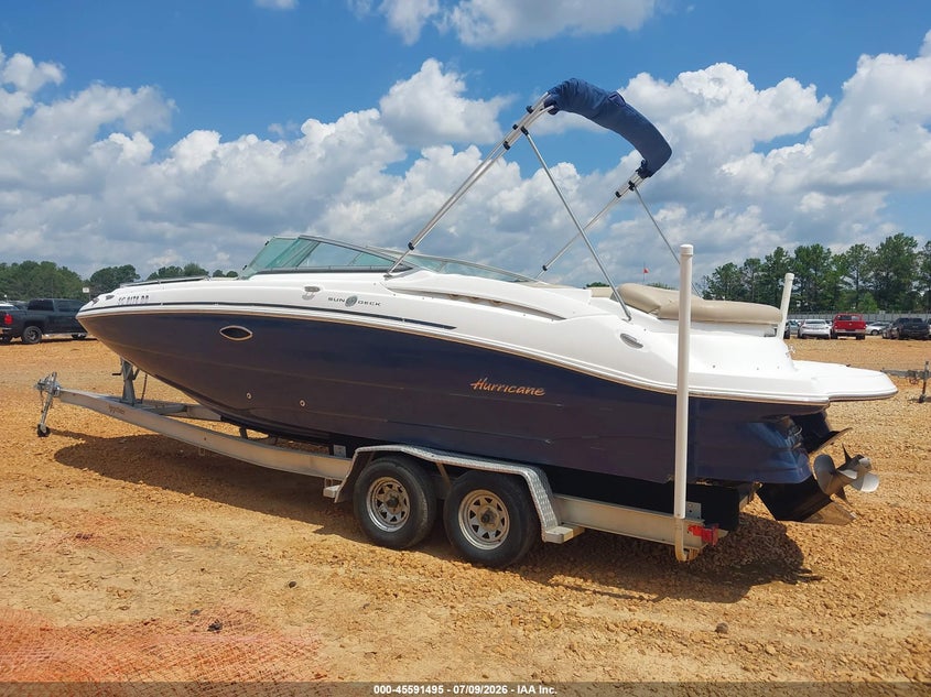 2014 HURRICANE SUNDECK 26 auction photo 6