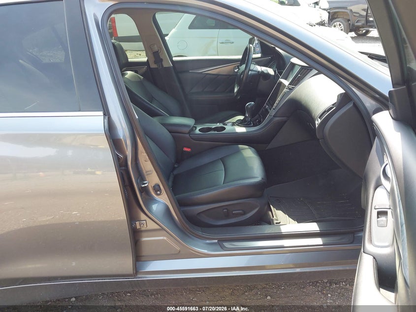 2015 INFINITI Q50 auction photo 8