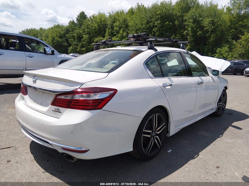2017 HONDA ACCORD auction photo 4