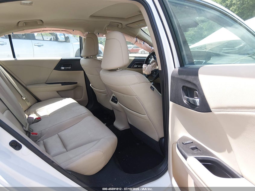 2017 HONDA ACCORD auction photo 8