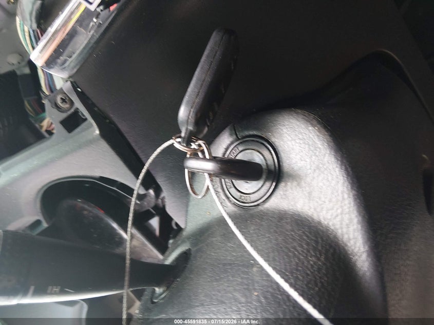 2005 Toyota Matrix Xr VIN: 2T1KR32E85C325792 Lot: 45591835