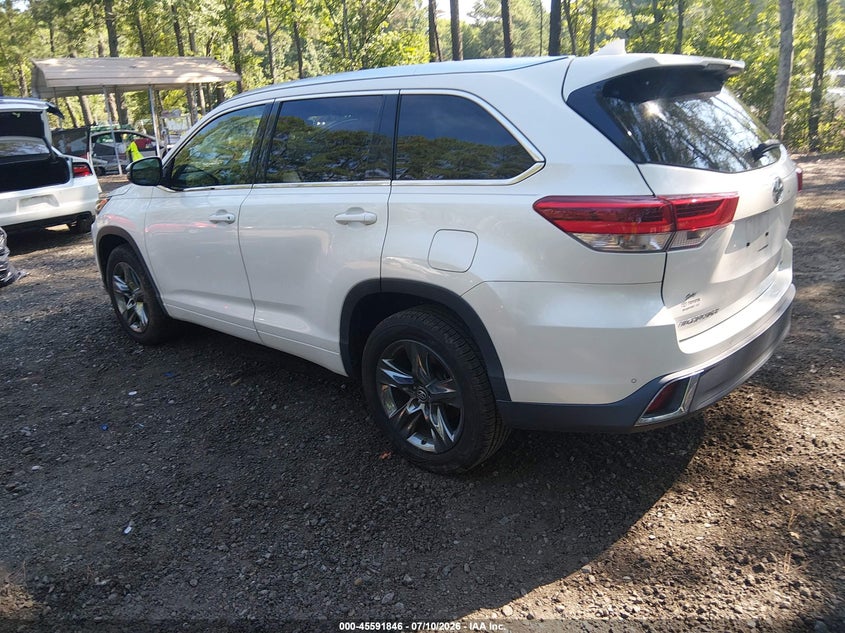 2018 TOYOTA HIGHLANDER auction photo 3