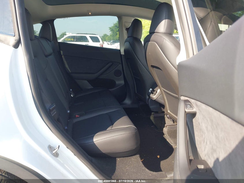 2025 TESLA MODEL Y auction photo 8