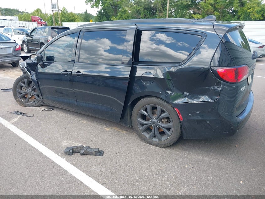 Vin: 2c4rc1bgxkr593874, lot: 46090244, chrysler pacifica touring l 20193