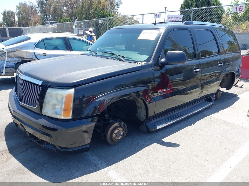 2002 CADILLAC ESCALADE auction photo 2