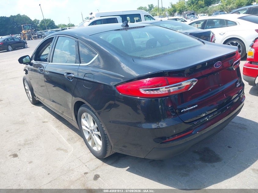 2019 FORD FUSION auction photo 3