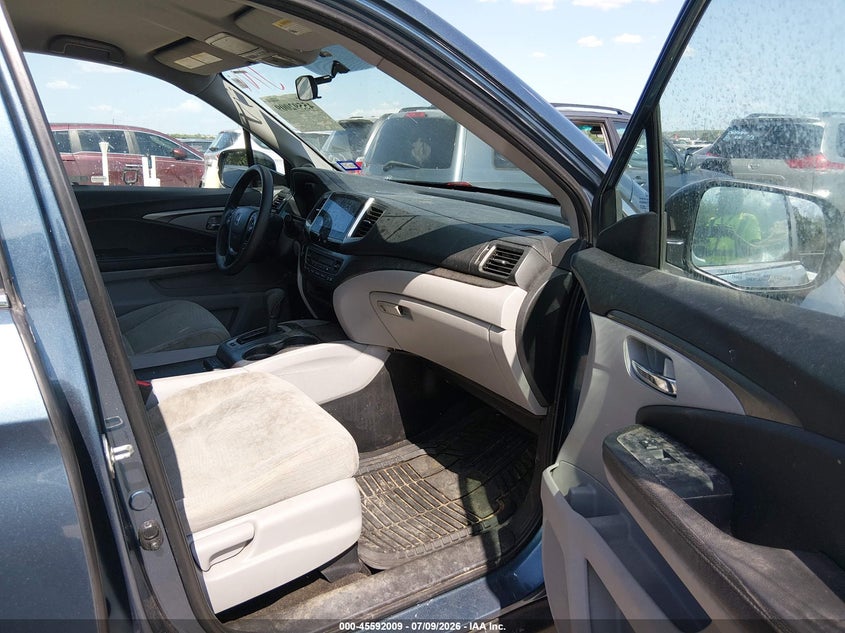 2018 HONDA PILOT auction photo 5