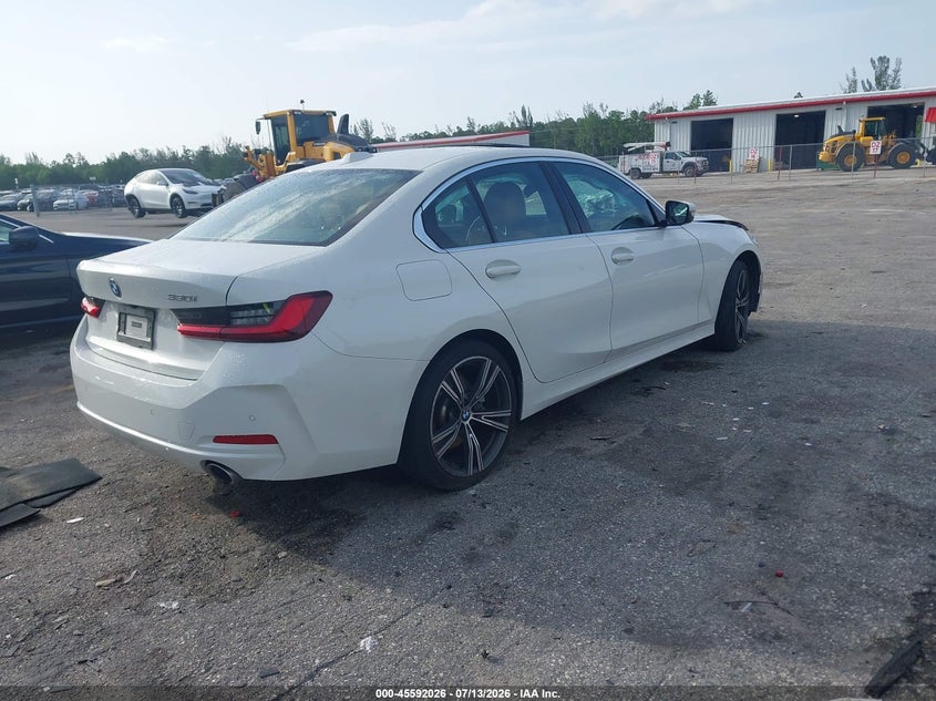 Vin: 3mw69ff03r8e03819, lot: 46090403, bmw 330i 20244
