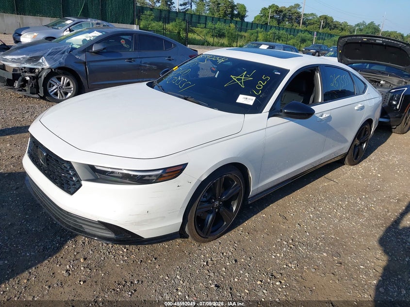 2025 Honda Accord Hybrid Sport-L, Front End, IAAI, VIN 1HGCY2F7XSA042843 — photo 2