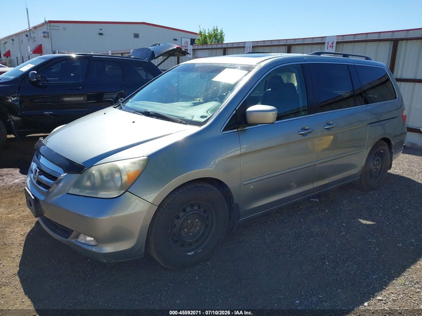2007 Honda Odyssey, Right Side, IAAI, VIN 5FNRL38727B059371 — photo 2