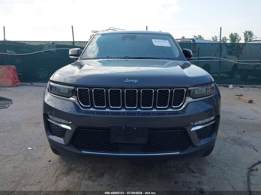 JEEP GRAND CHEROKEE 4XE - zdjęcie 12