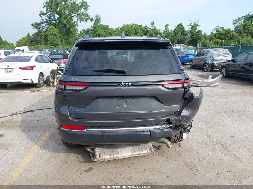 JEEP GRAND CHEROKEE 4XE - zdjęcie 16