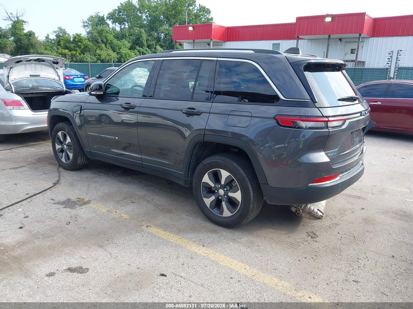 JEEP GRAND CHEROKEE 4XE - zdjęcie 3