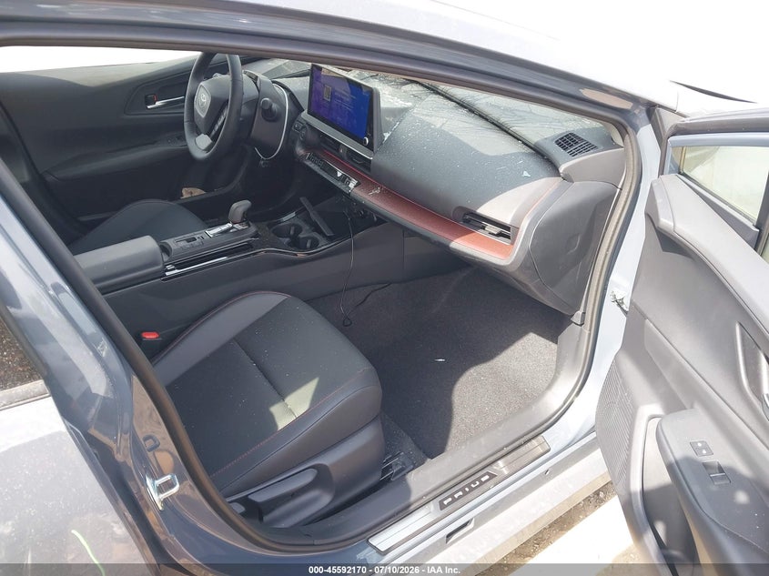 2026 TOYOTA PRIUS PLUG-IN HYBRID auction photo 5