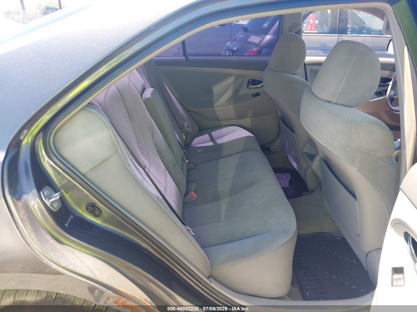 2009 TOYOTA CAMRY auction photo 8