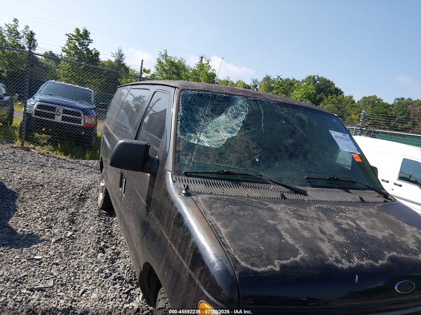 2002 FORD E-150 auction photo 6