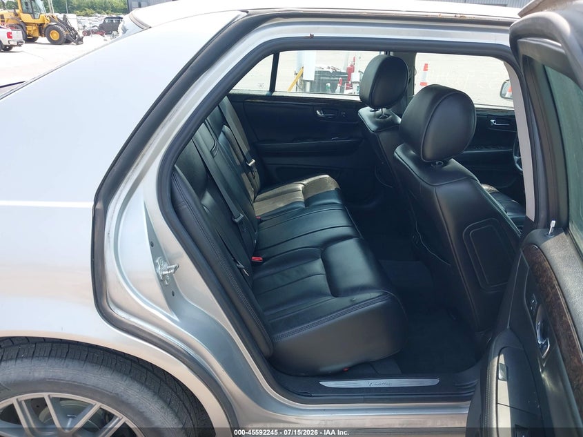 2008 Cadillac Dts 1Sc VIN: 1G6KD57Y18U167593 Lot: 45592245