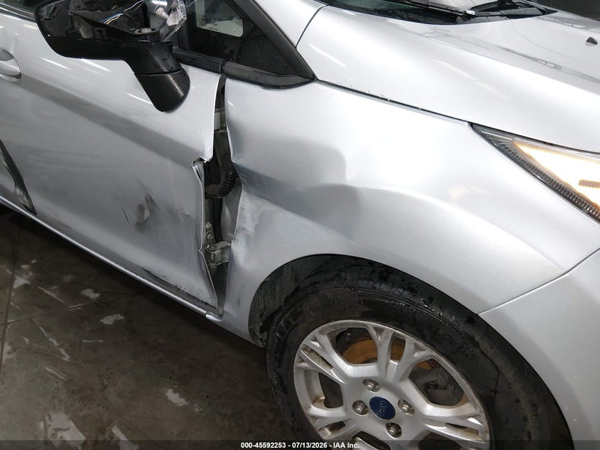 2015 Ford Fiesta Se VIN: 3FADP4EJ7FM213920 Lot: 45592253