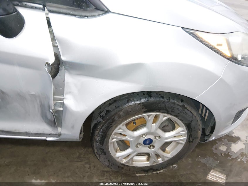 2015 Ford Fiesta Se VIN: 3FADP4EJ7FM213920 Lot: 45592253