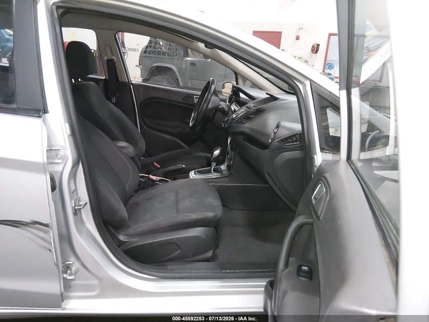 2015 Ford Fiesta Se VIN: 3FADP4EJ7FM213920 Lot: 45592253