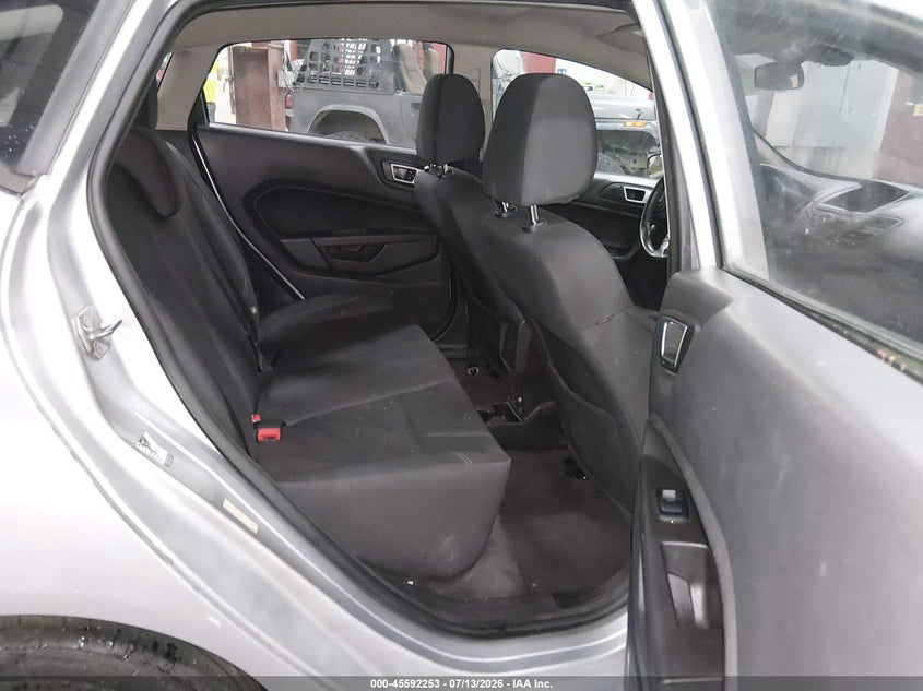 2015 Ford Fiesta Se VIN: 3FADP4EJ7FM213920 Lot: 45592253
