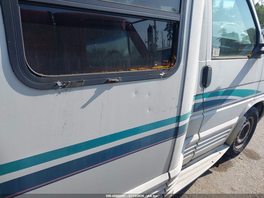 1996 WINNEBAGO RIALTA auction photo 6