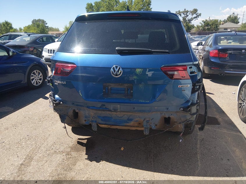 2020 Volkswagen Tiguan 2.0T Se/2.0T Se R-Line Black/2.0T Sel VIN: 3VV2B7AX3LM095390 Lot: 45592281
