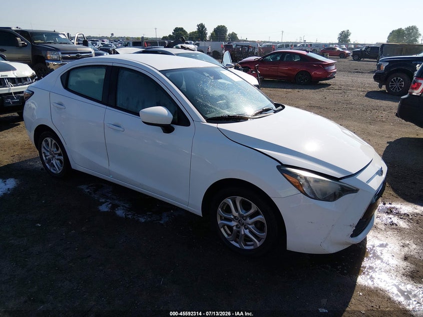 2017 TOYOTA YARIS IA auction photo 1