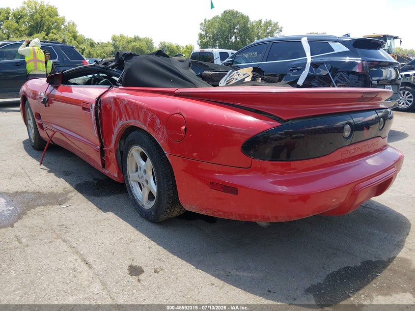 2002 PONTIAC FIREBIRD auction photo 3