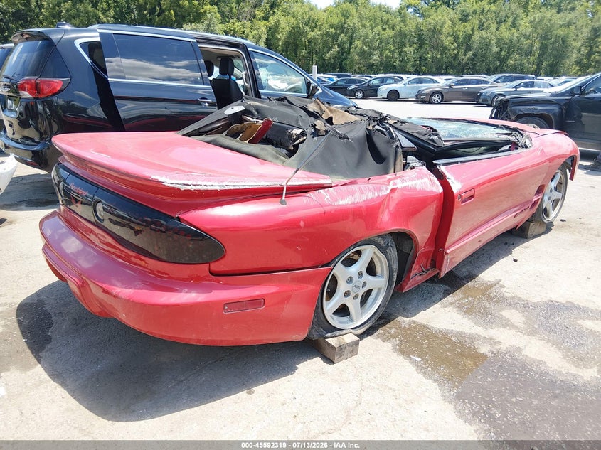 2002 PONTIAC FIREBIRD auction photo 4