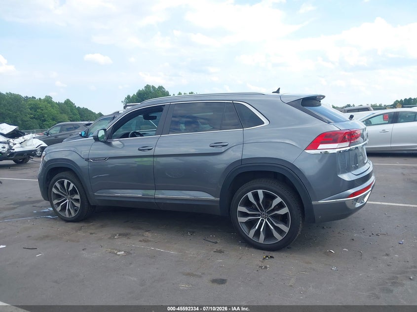 2020 Volkswagen Atlas Cross Sport 3.6L V6 Sel R-Line VIN: 1V2SE2CA7LC230307 Lot: 45592334