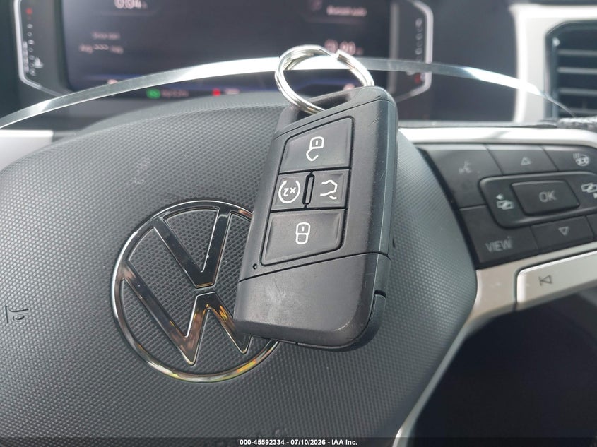 2020 Volkswagen Atlas Cross Sport 3.6L V6 Sel R-Line VIN: 1V2SE2CA7LC230307 Lot: 45592334
