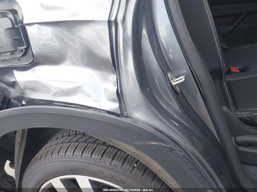2020 Volkswagen Atlas Cross Sport 3.6L V6 Sel R-Line VIN: 1V2SE2CA7LC230307 Lot: 45592334