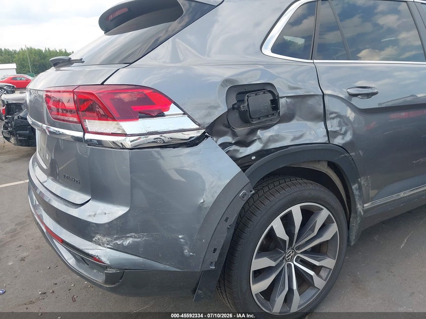2020 Volkswagen Atlas Cross Sport 3.6L V6 Sel R-Line VIN: 1V2SE2CA7LC230307 Lot: 45592334
