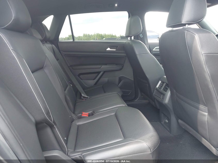 2020 Volkswagen Atlas Cross Sport 3.6L V6 Sel R-Line VIN: 1V2SE2CA7LC230307 Lot: 45592334